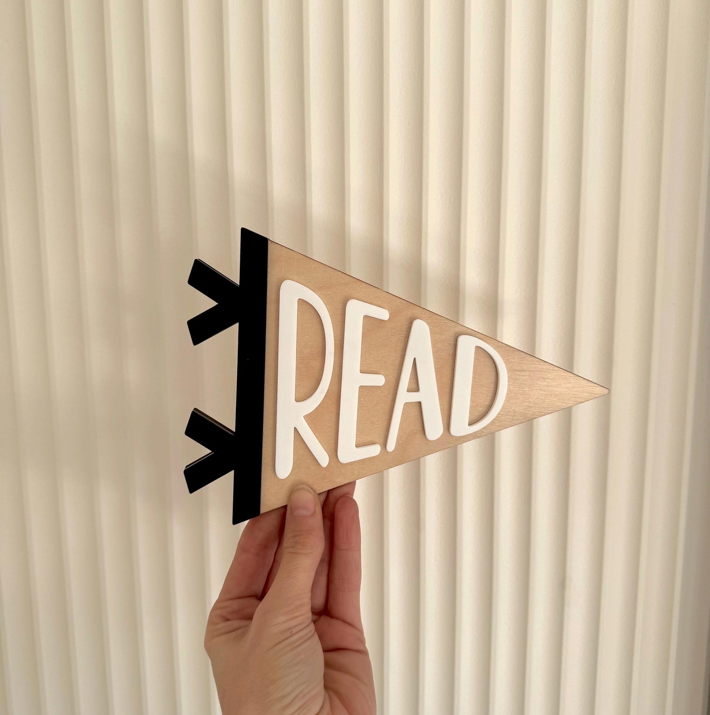 Read Pennant Flag