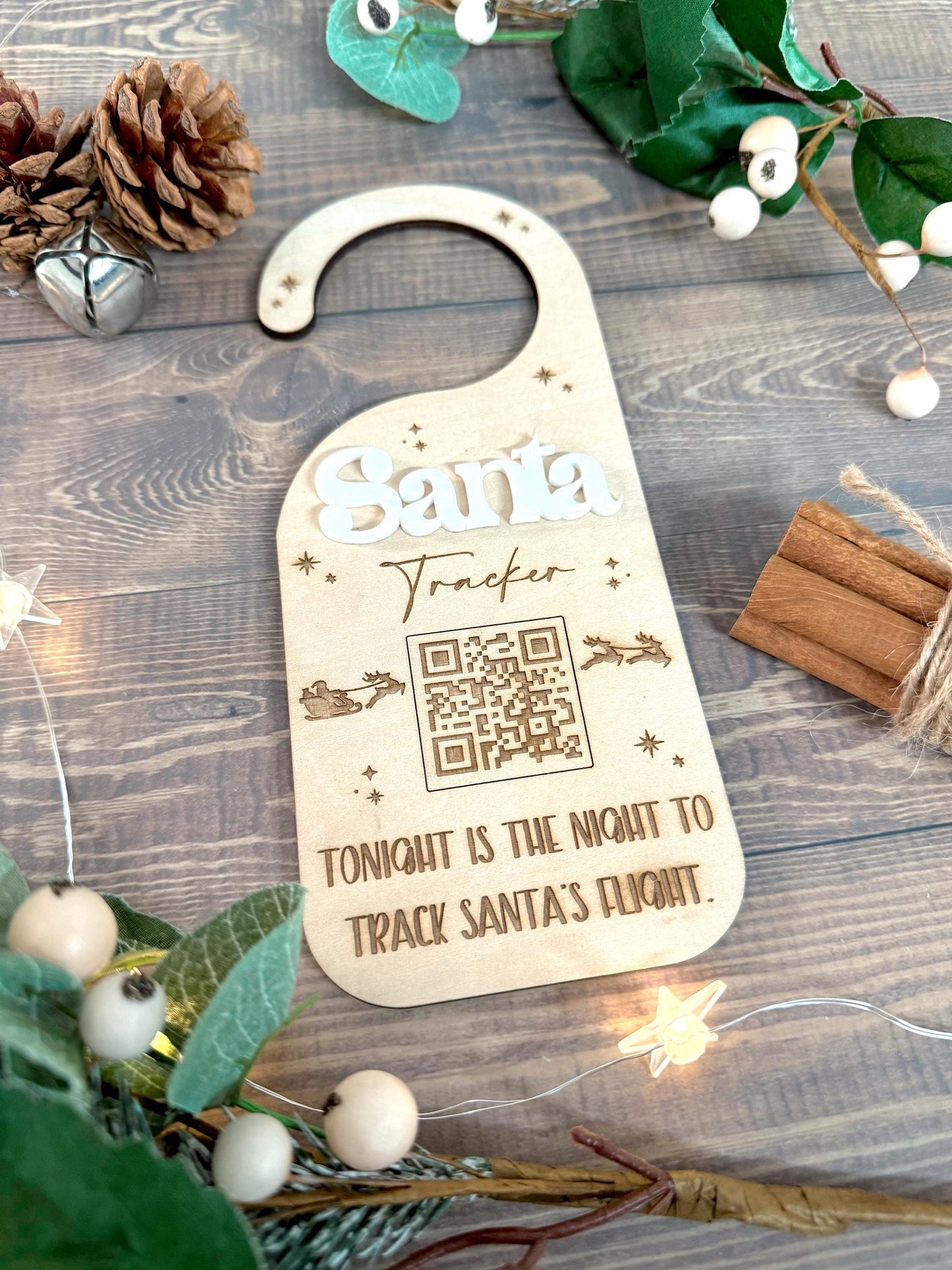 Santa Tracker Door Hanger