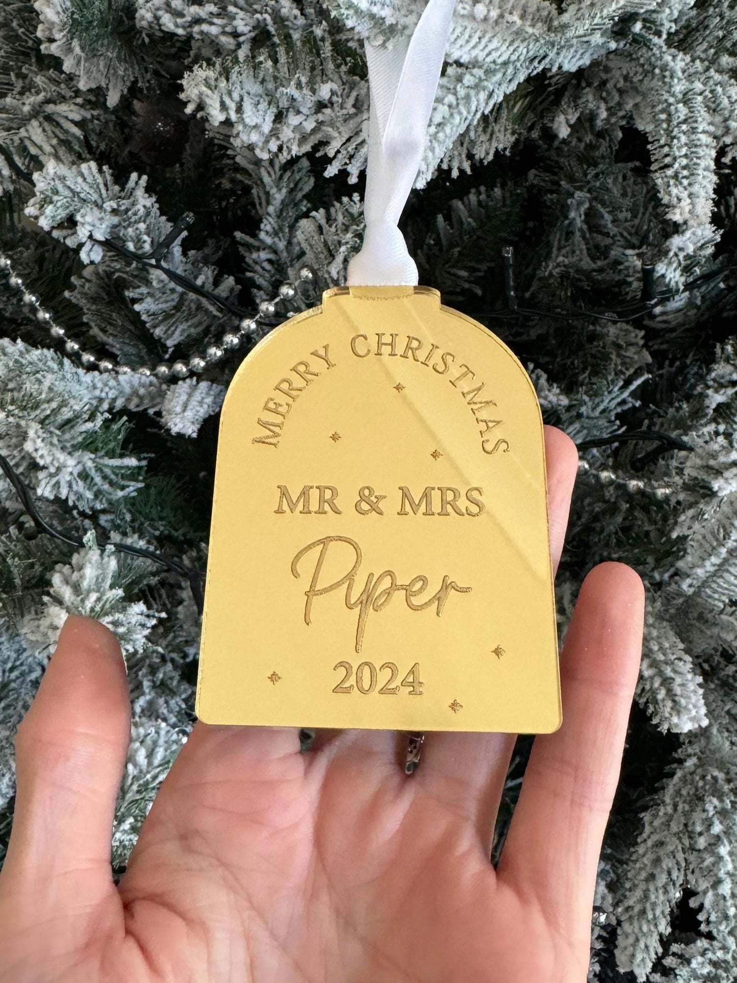 Mr & Mrs Newlywed Ornament