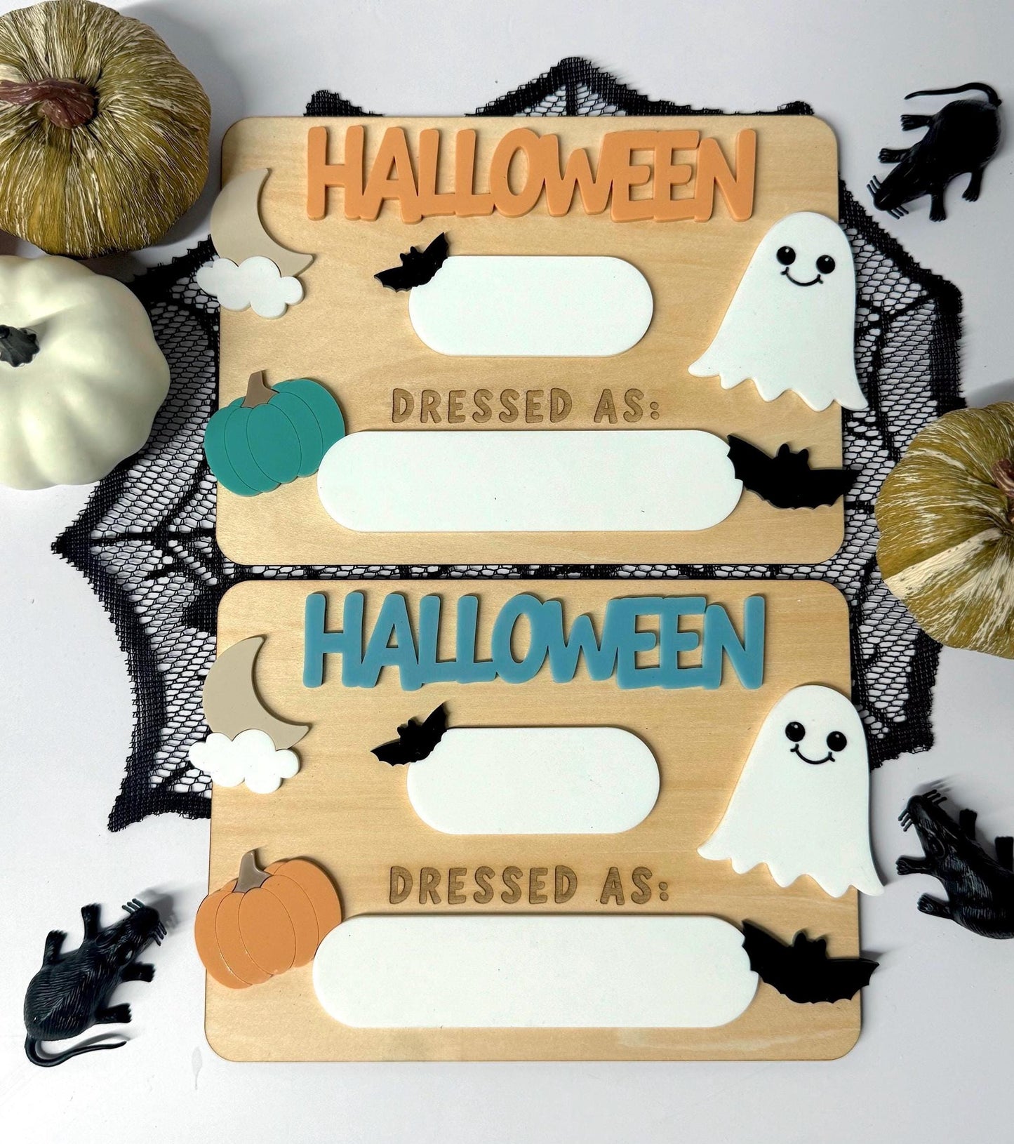 Halloween Costume Plaque
