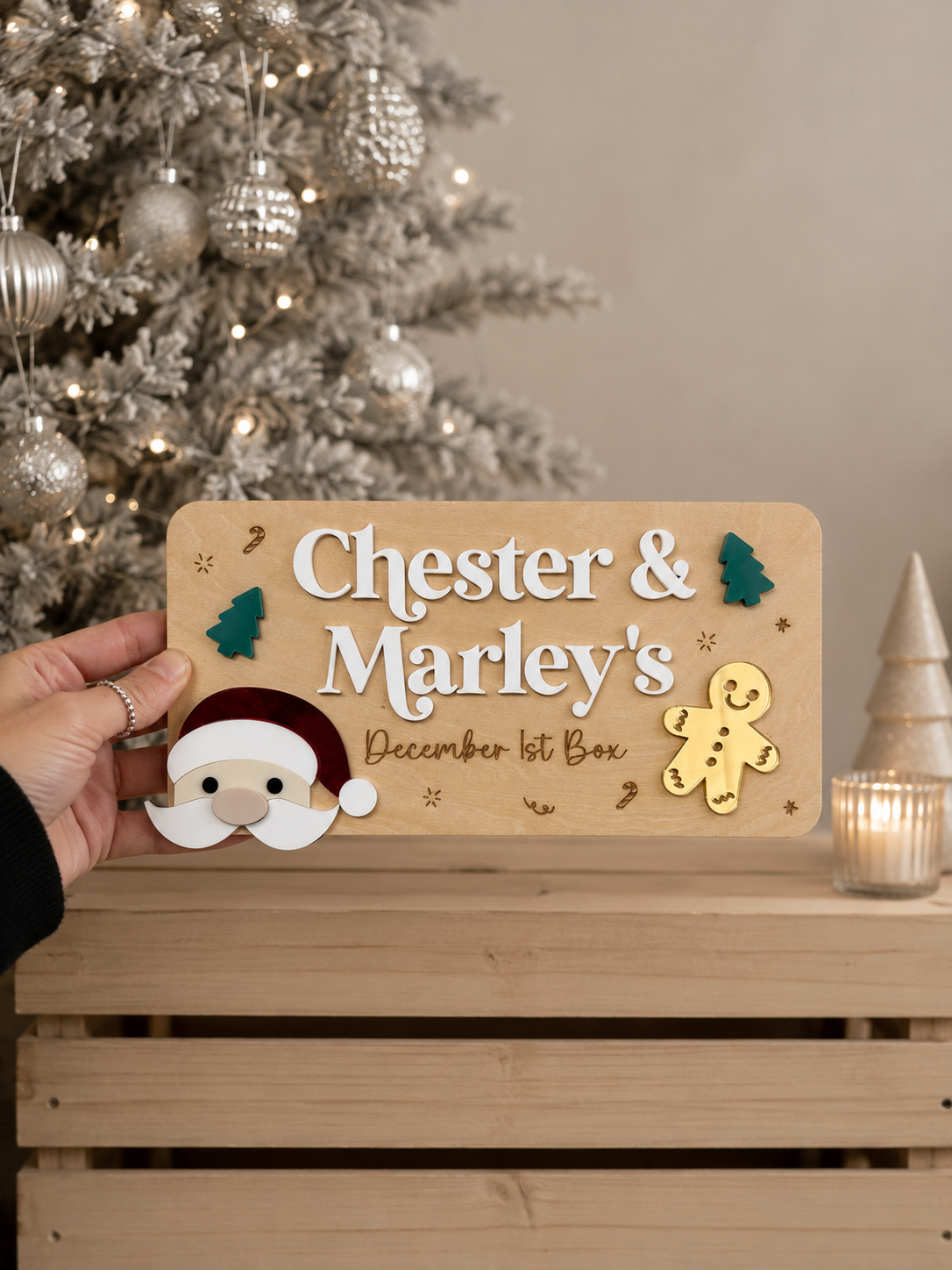 Interchangeable Christmas Crate Plaque