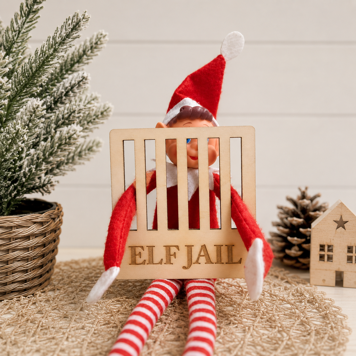 Elf Jail Prop