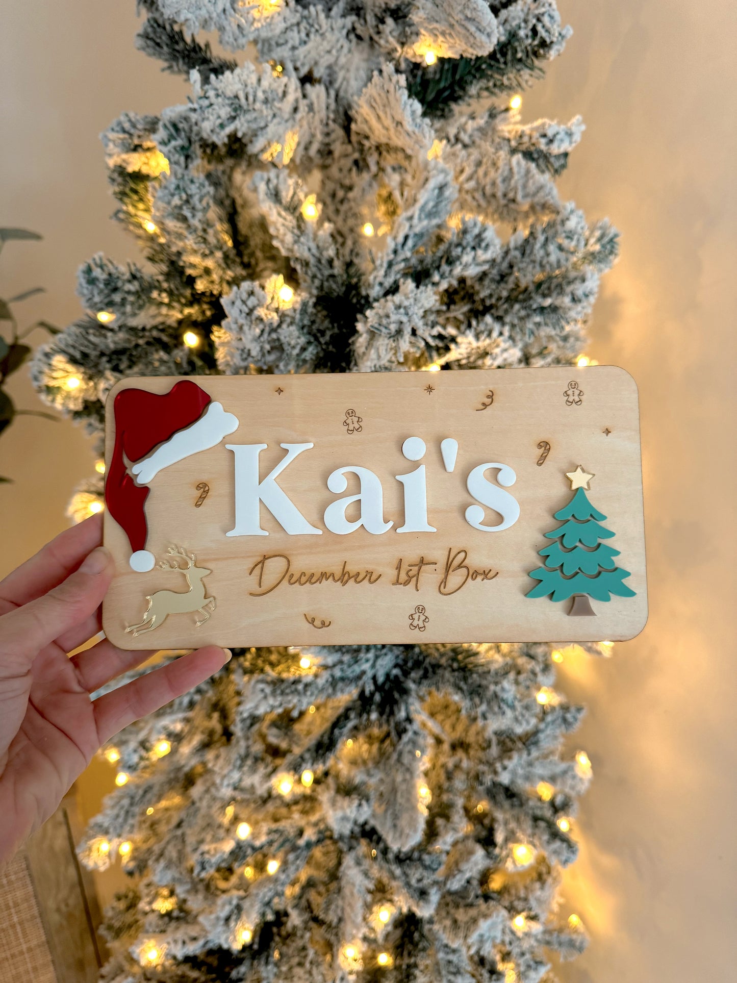 Interchangeable Christmas Crate Plaque