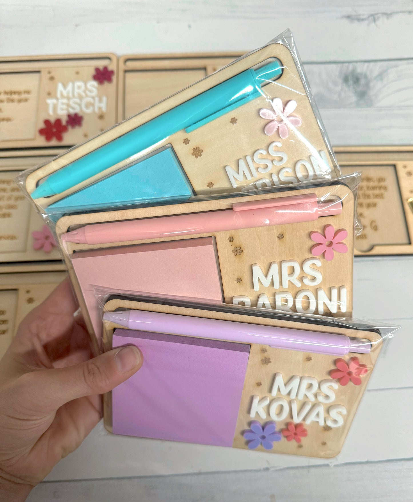 Personalised Post It Note Holder - Daisy