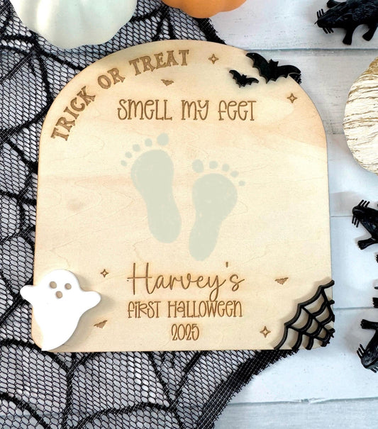 Trick or Treat Halloween Footprint Plaque