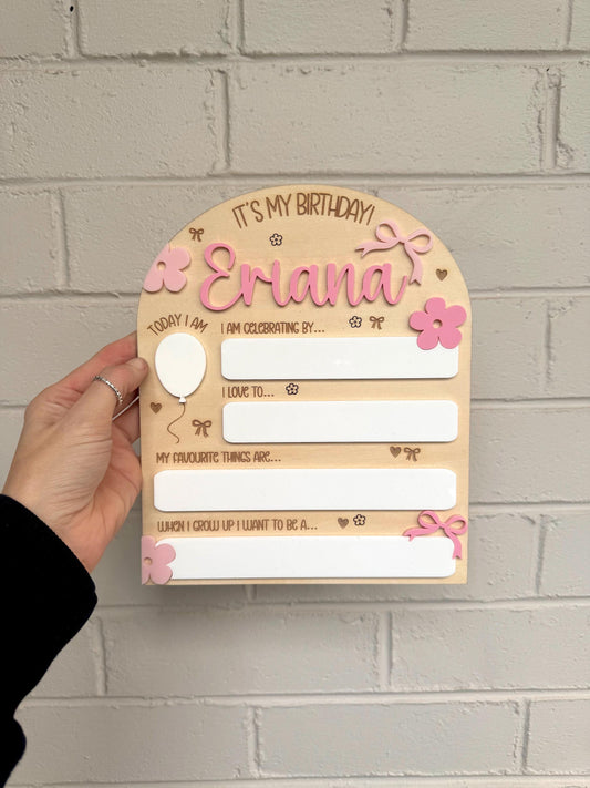Personalised  "IT'S MY BIRTHDAY" Floral Bow Board
